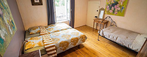 Room 3 person (family)